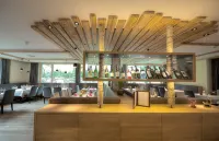 Post Hotel Paznaun - Parkplatz