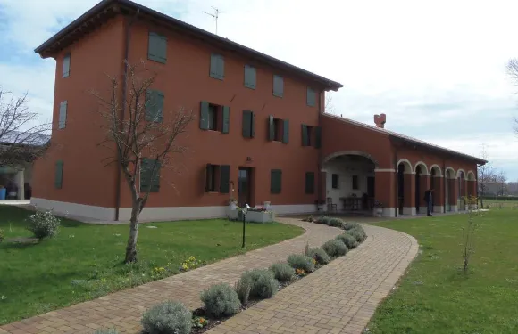 諾伊艾瑞農莊酒店