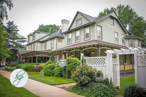Vandiver Inn - Inns