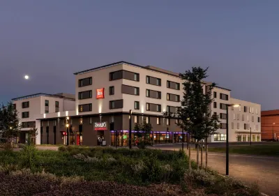 Hôtel ibis Saint Quentin En Yvelines Velodrome Hôtels à proximité de : Livraison carrefour Saint Quentin en yvelines