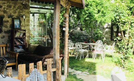Pergamon Pension - Housity