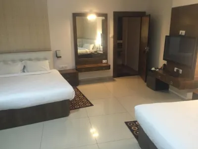 Touchwood Resort Indore Hotels near Shell City