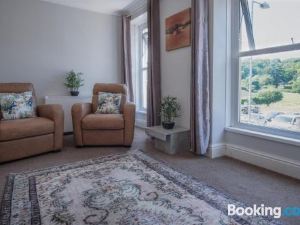 Langland Road - 2 Bedroom Town House - Mumbles