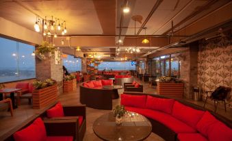 Cuu Long Hotel