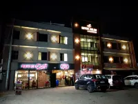 Hotel Milan 사크히지 호텔