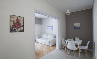 Zan Moreas, A Simple & Minimal Apartment