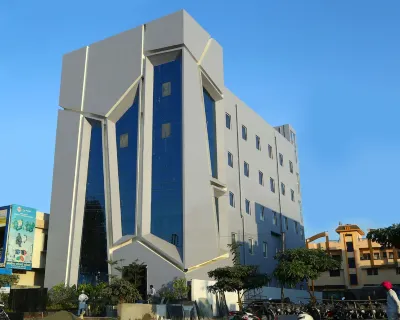 Hotel Piyush Inn Các khách sạn gần Madina Masjid مدینہ مسجد(Zohar-2:00, Juma-2:00)