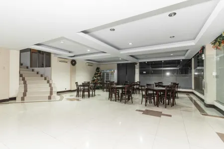 RedDoorz Near Bahu Mall Manado