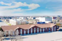 Travelodge by Wyndham Elkhart Hotel a 