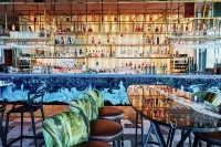 DoubleTree by Hilton Hotel London - Tower of London - bar