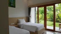 Artaloka Hotel & Restaurant Hotels near Peguyangan Waterfall