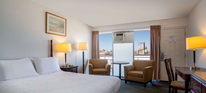 Thriftlodge by Wyndham Regina North Hotels in Regina