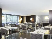 AC Hotel Cordoba Hotels near Merced Palace