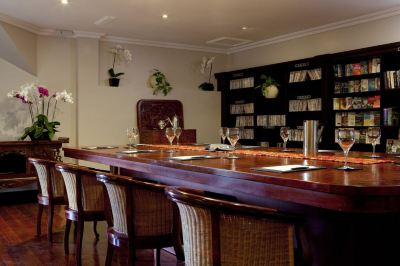 ビジネスセンター ヴァイスロイバリの写真