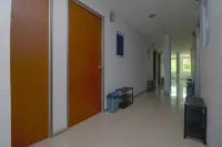 RedDoorz Plus Near Kepri Mall Hoteles en Batam Kota