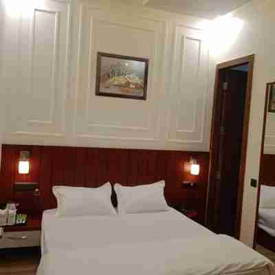 Anushangi Hotel Rooms