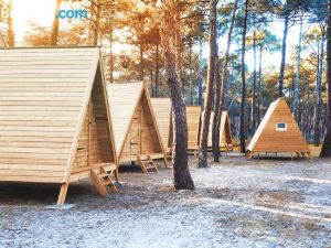 Hoya Surf Camp - Activités + logements