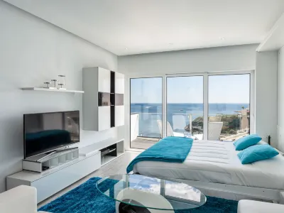 Dream View 50m from the Beach
