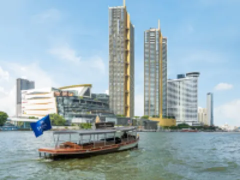 Millennium Hilton Bangkok Hotels near Chao Phraya River