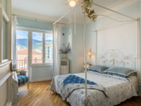 Pieds Dans l'Eau 2 Hotels in Riva Ligure