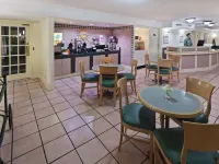 La Quinta Inn by Wyndham Austin Oltorf Hotels near SoCo District