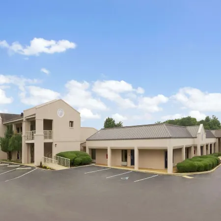 Days Inn by Wyndham Alexander City