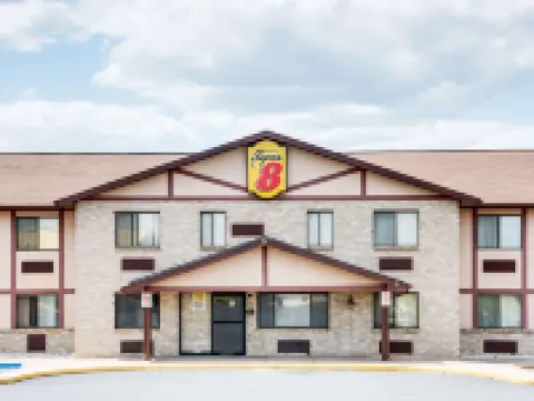 Super 8 by Wyndham Kutztown/Allentown Area Hotels in Lehigh County