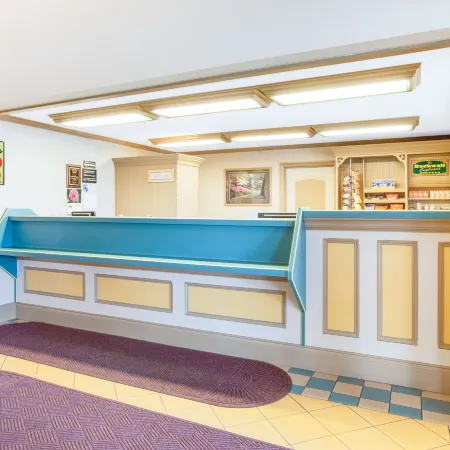 Super 8 by Wyndham Brooklyn