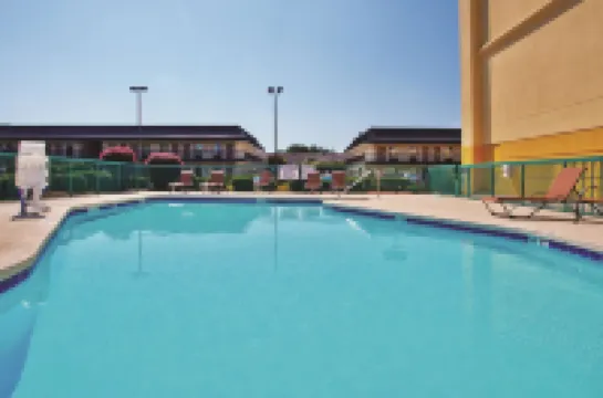 La Quinta Inn & Suites by Wyndham Florence