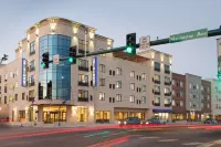 Bluemont Hotel Hotel in zona Thompson Hall