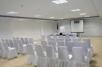 Kyriad Arra Hotel Cepu Hôtels à : Cepu
