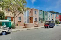 Dreamy Catalina Island Home, Walk to Beach and Ferry