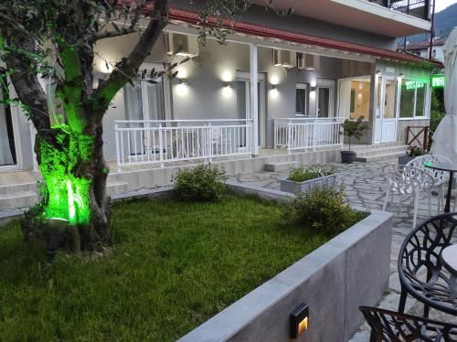 Hotel Rooms for Rent Enipeas, Exterior, Garden