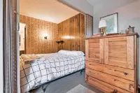 Cozy Big Sky Studio ~ 1 Mile to Mtn Village! - Condos