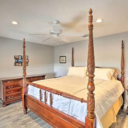 Waterfront Lake Placid Home w/ Dock & Fire Pit