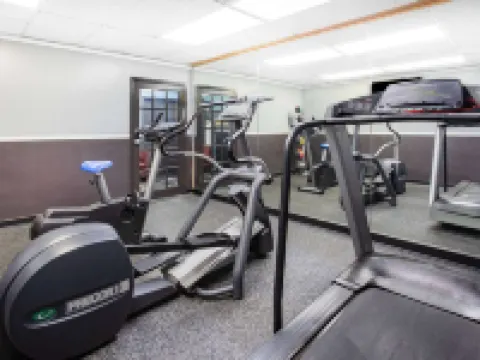 Days Inn by Wyndham Livonia/Canton/Detroit Hotels in Wayne County