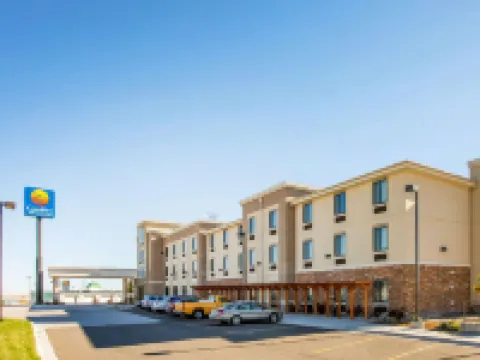 Comfort Inn & Suites Hotels in Cheyenne