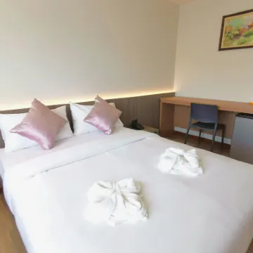 Orchid Residence Suratthani Hotels near Sahathai Garden Plaza Surat Thani