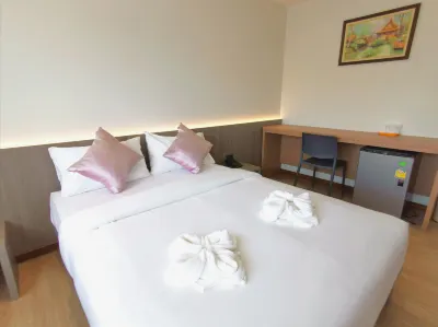 Orchid Residence Suratthani Hotel in zona Wat Prasit Tharam