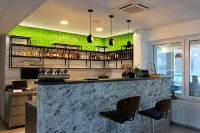 Typton Hotel&Spa - Bares