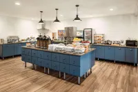 Country Inn & Suites by Radisson, Baxter, MN - breakfast