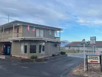 Motel Oasis
