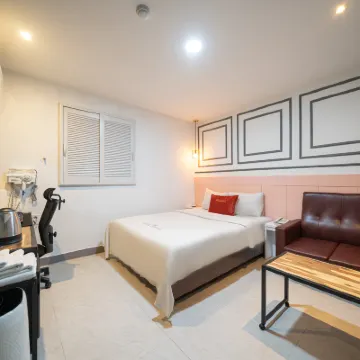 Gimpo (Tongjin) Oasis Hotels near Gimpo International Sculpture Park