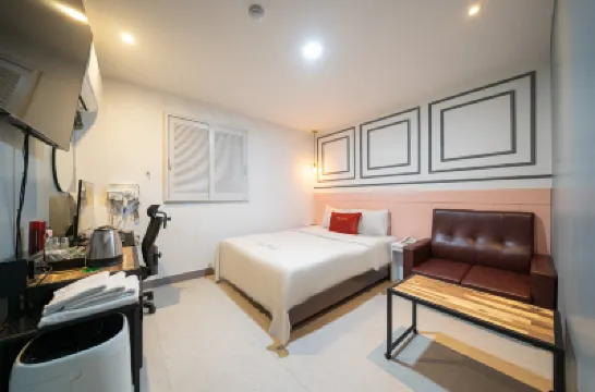 Gimpo (Tongjin) Oasis Hotels near Gimpo International Sculpture Park