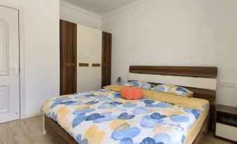 Hua Homestay (Baishan Street)