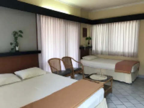 Hotel Azaya バンドゥンガンのホテル