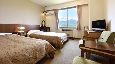 Hakuba Highland Hotel