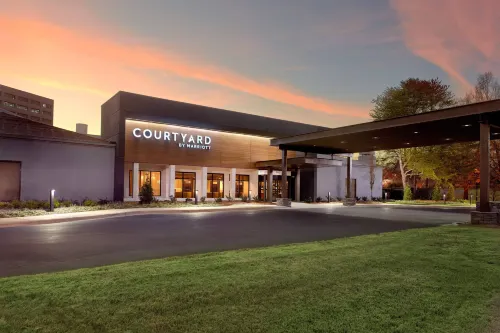 Courtyard Charlotte SouthPark - bar
