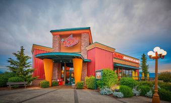 Fairfield Inn & Suites Burlington