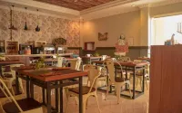Megaria Hotel